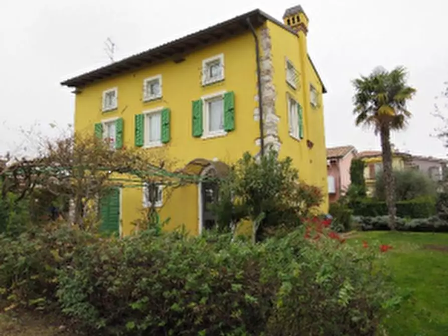 Immagine 2 di Appartamento in vendita  in Via paiari a Lazise