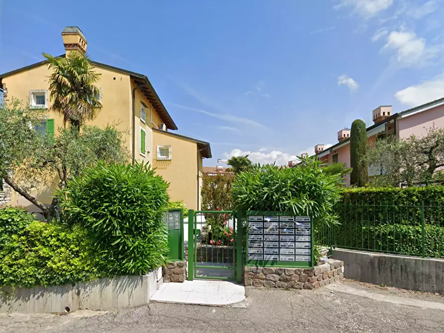 Immagine 5 di Appartamento in vendita  in Via paiari a Lazise