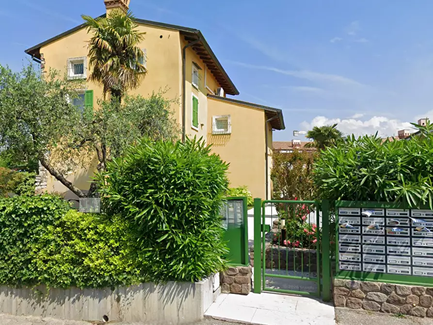 Immagine 6 di Appartamento in vendita  in Via paiari a Lazise