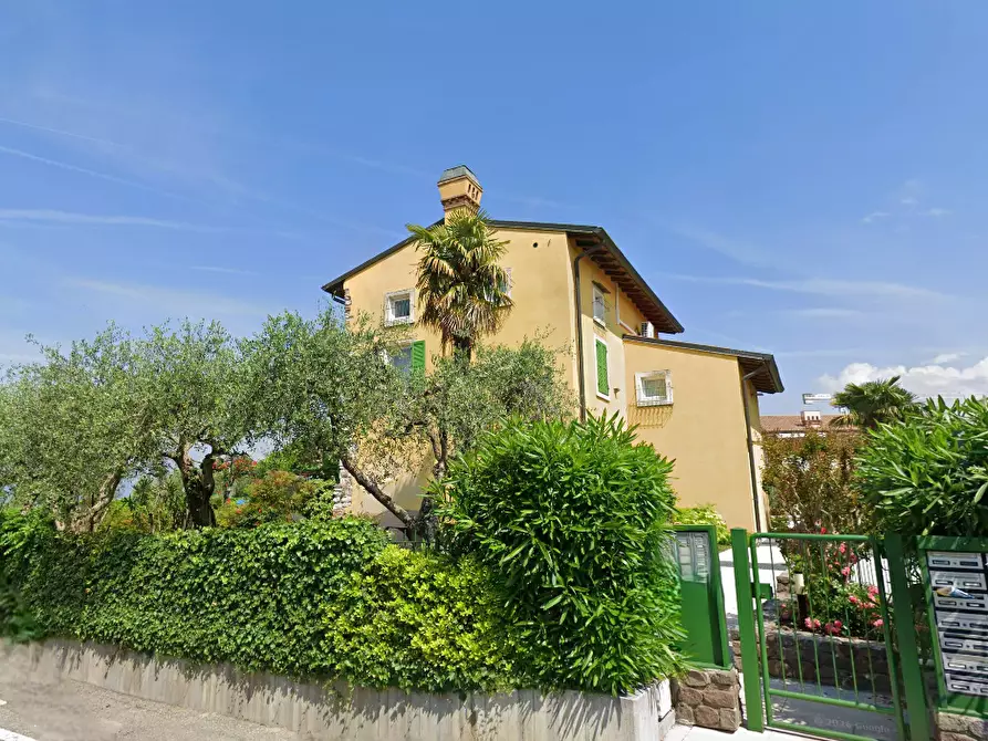Immagine 10 di Appartamento in vendita  in Via paiari a Lazise
