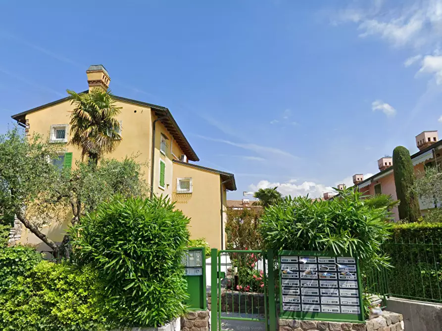 Immagine 21 di Appartamento in vendita  in Via paiari a Lazise