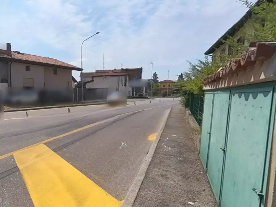 Immagine 4 di Magazzino in vendita  in Via Molini a Lonato del Garda