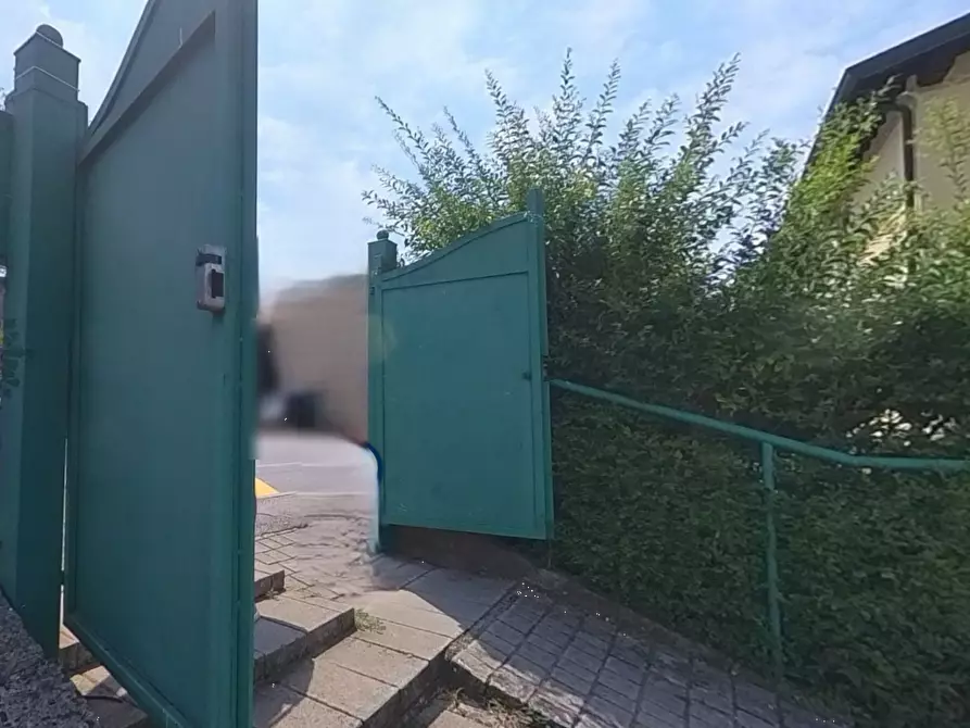 Immagine 7 di Magazzino in vendita  in Via Molini a Lonato del Garda