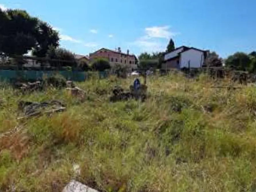 Immagine 13 di Rustico / casale in vendita  in Via Zero Branco a Mogliano Veneto