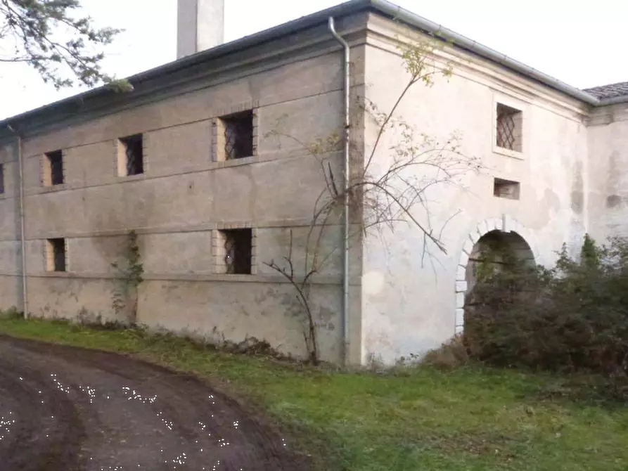 Immagine 14 di Villa in vendita  in Via Roma a Codognè