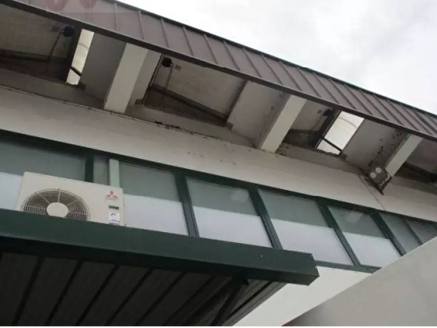 Immagine 3 di Laboratorio in vendita  in Via dell’Artigianato a Camisano Vicentino