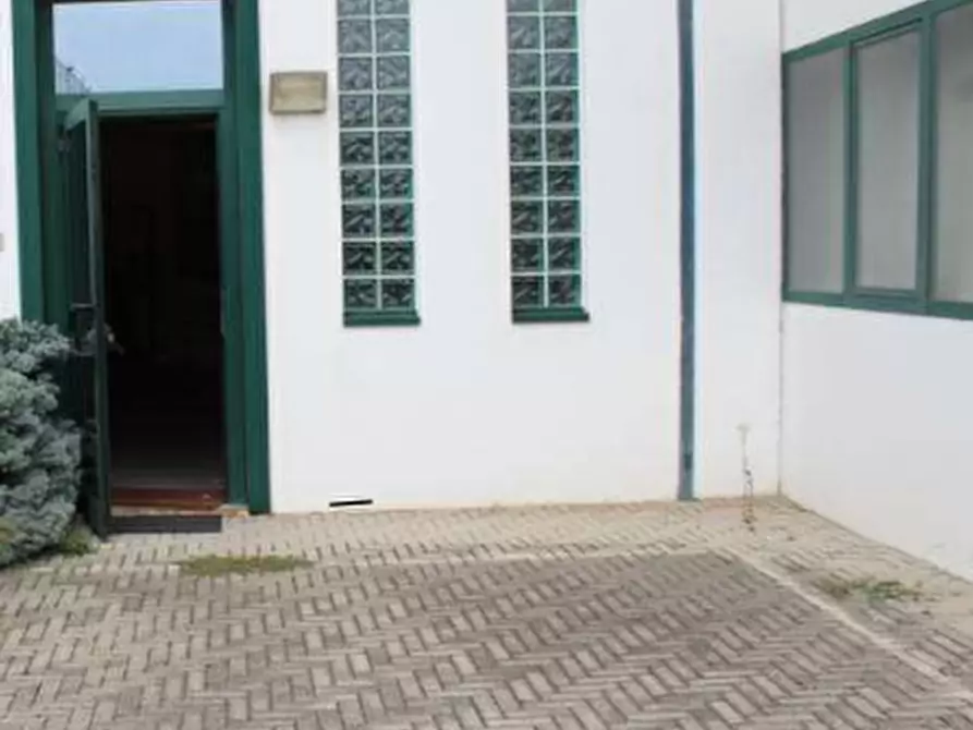 Immagine 4 di Laboratorio in vendita  in Via dell’Artigianato a Camisano Vicentino