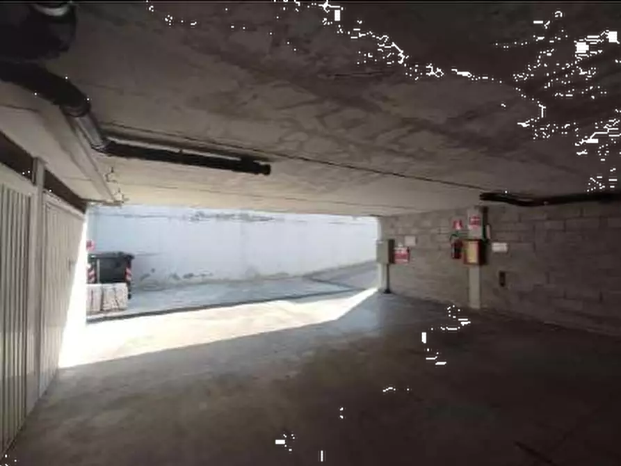 Immagine 11 di Negozio in vendita  in Via Gaetano Salvemini a Vicenza