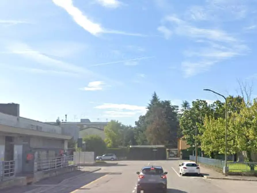 Immagine 13 di Negozio in vendita  in Via Gaetano Salvemini a Vicenza