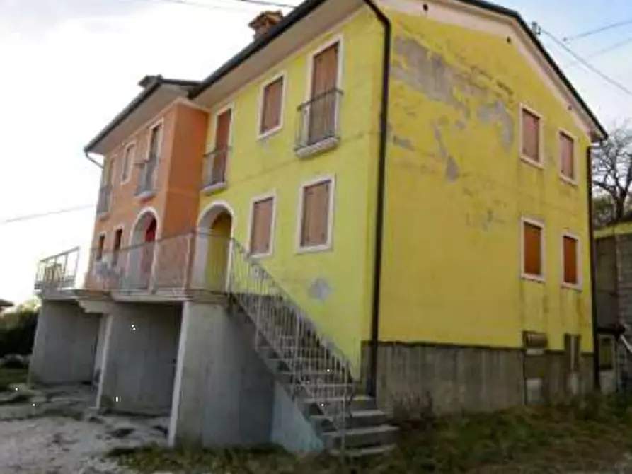 Immagine 7 di Casa indipendente in vendita  in Contrà Bertacchi a Lusiana Conco