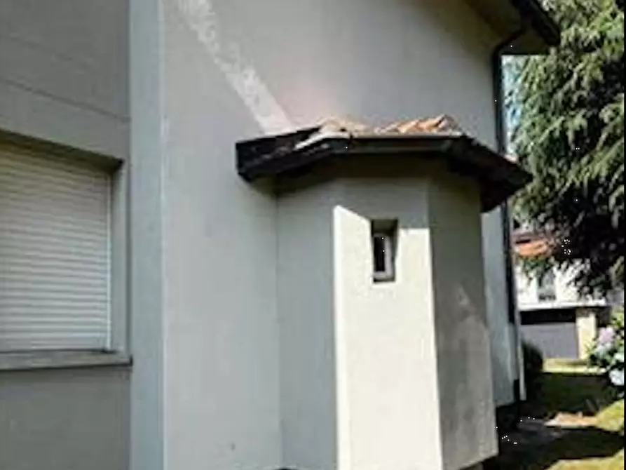 Immagine 7 di Appartamento in vendita  in Via Milano a Albavilla