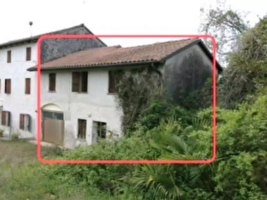 Immagine 7 di Porzione di casa in vendita  in Via Barcador a Spresiano