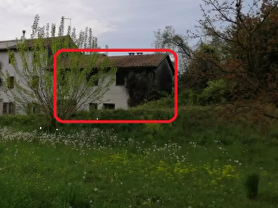 Immagine 10 di Porzione di casa in vendita  in Via Barcador a Spresiano