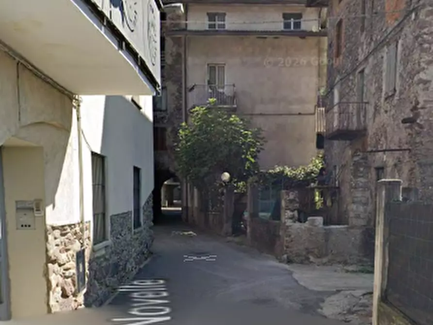 Immagine 10 di Appartamento in vendita  in Piazza Dante a Esine
