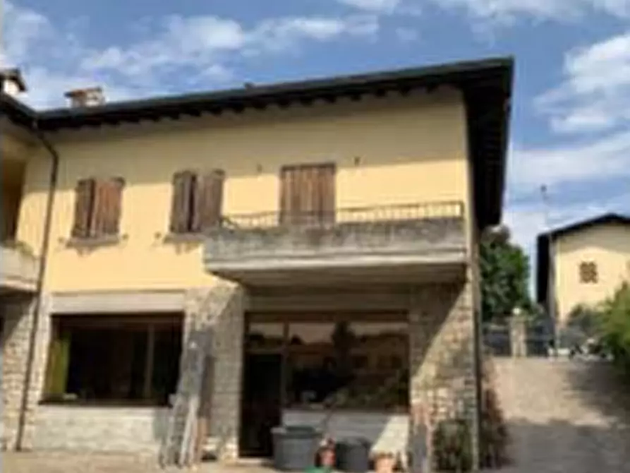 Immagine 5 di Villa in vendita  in Via Roma a Desenzano Del Garda