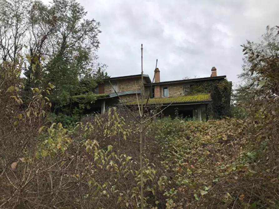 Immagine 3 di Villa in vendita  in  località La Serra a Monzuno
