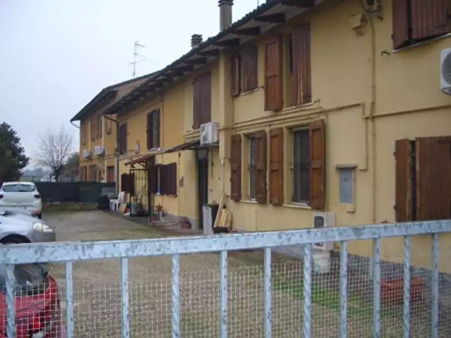 Immagine 2 di Appartamento in vendita  in via San Vitale Est a Medicina