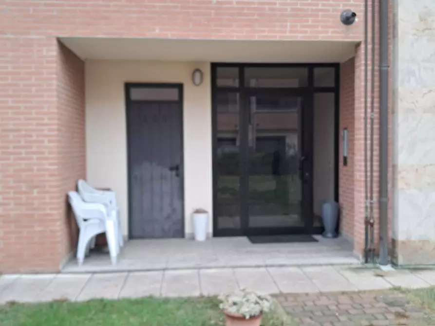 Immagine 4 di Appartamento in vendita  in via Europa Unita a Castello D'argile