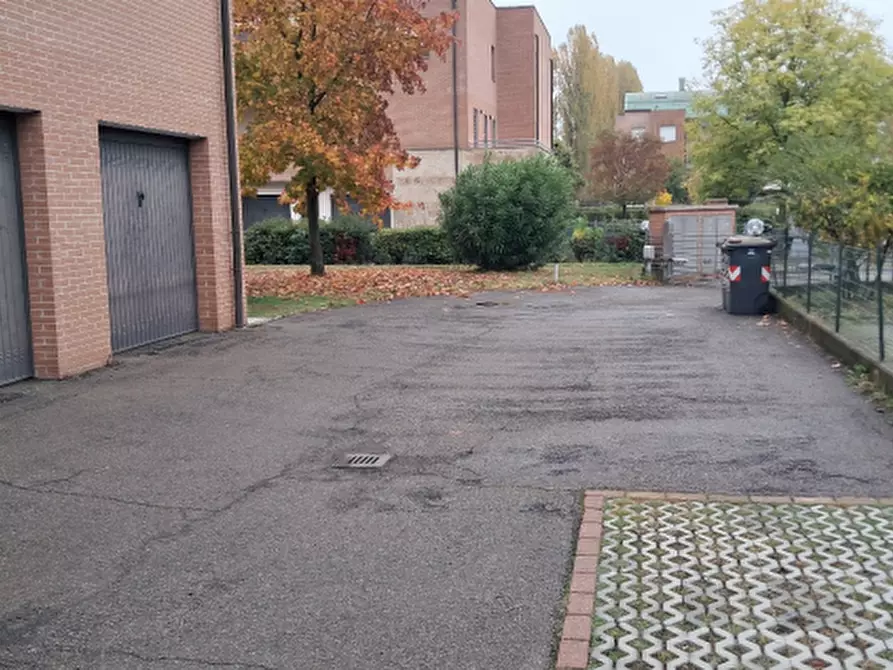 Immagine 11 di Appartamento in vendita  in via Europa Unita a Castello D'argile