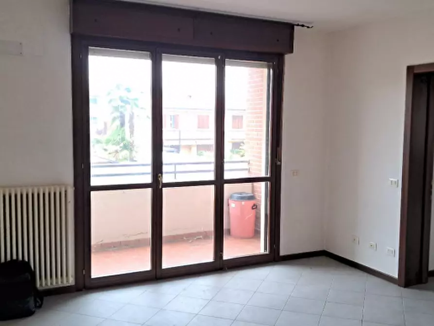 Immagine 24 di Appartamento in vendita  in via Europa Unita a Castello D'argile
