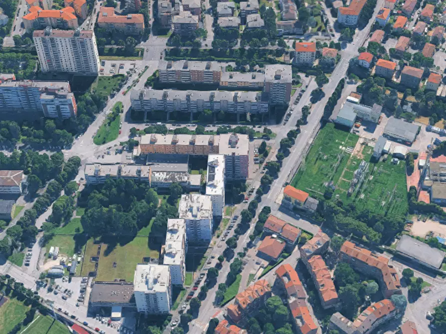 Immagine 6 di Magazzino in vendita  in Via Montorio a Verona