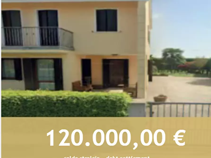 Immagine 1 di Porzione di casa in vendita  in Via Monsignor Carlo Liviero a Agna