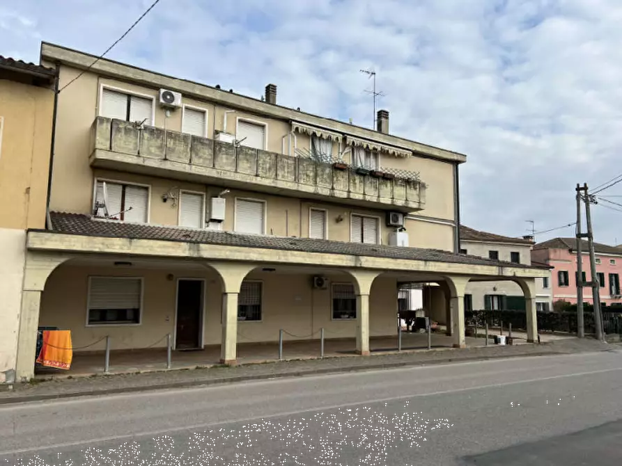 Immagine 2 di Appartamento in vendita  in Via Mazzini a Tribano
