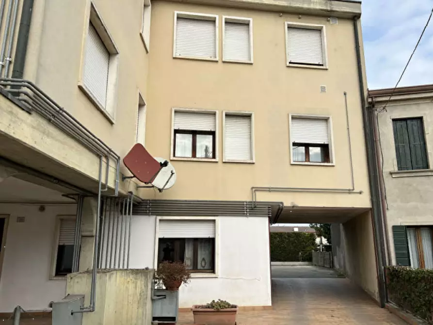 Immagine 4 di Appartamento in vendita  in Via Mazzini a Tribano