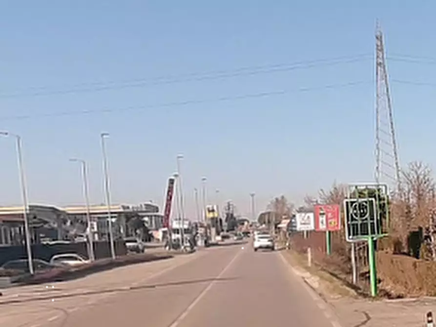 Immagine 4 di Negozio in vendita  in Via Venezia a Vigonza