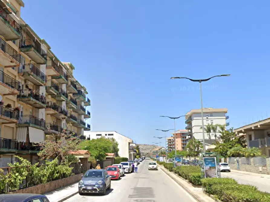 Immagine 9 di Appartamento in vendita  in Viale Vittorio Veneto a Floridia