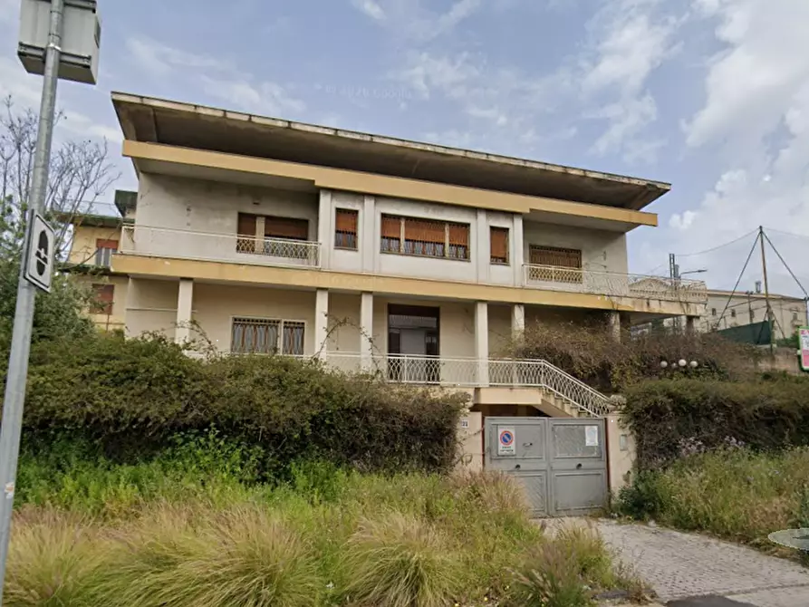 Immagine 7 di Villa in vendita  in Viale Odorico da Pordenone a Catania