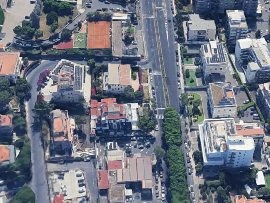 Immagine 16 di Villa in vendita  in Viale Odorico da Pordenone a Catania