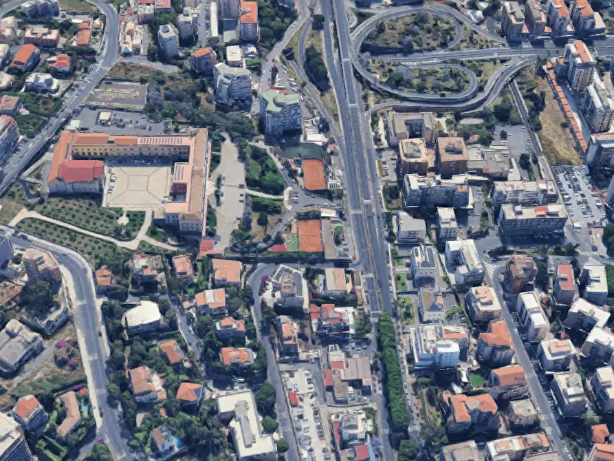 Immagine 18 di Villa in vendita  in Viale Odorico da Pordenone a Catania