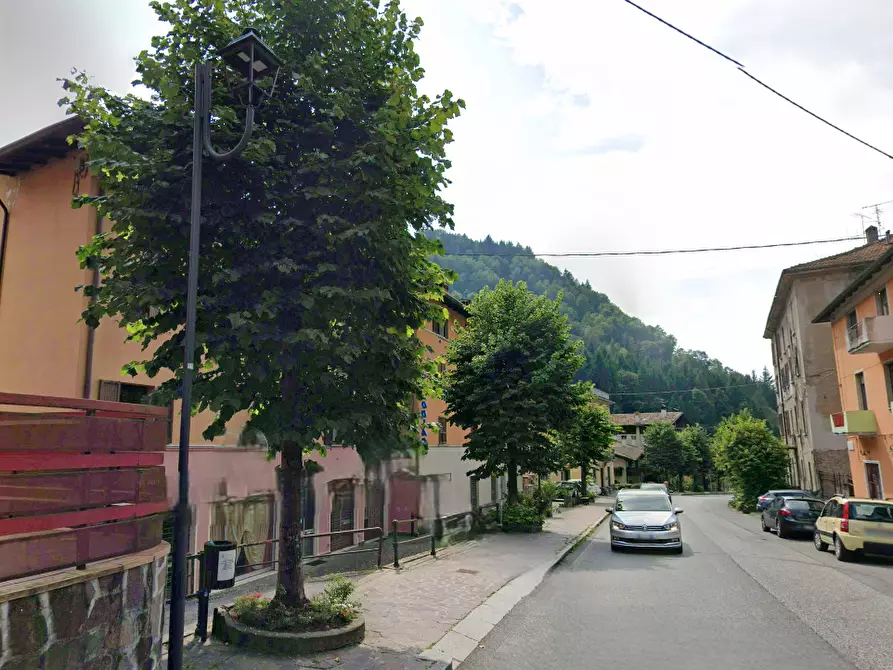 Immagine 4 di Appartamento in vendita  in Via Castiglione a Collio