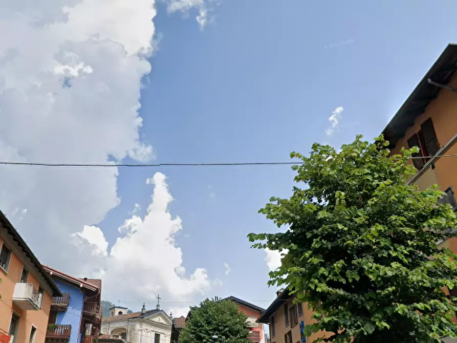 Immagine 17 di Appartamento in vendita  in Via Castiglione a Collio