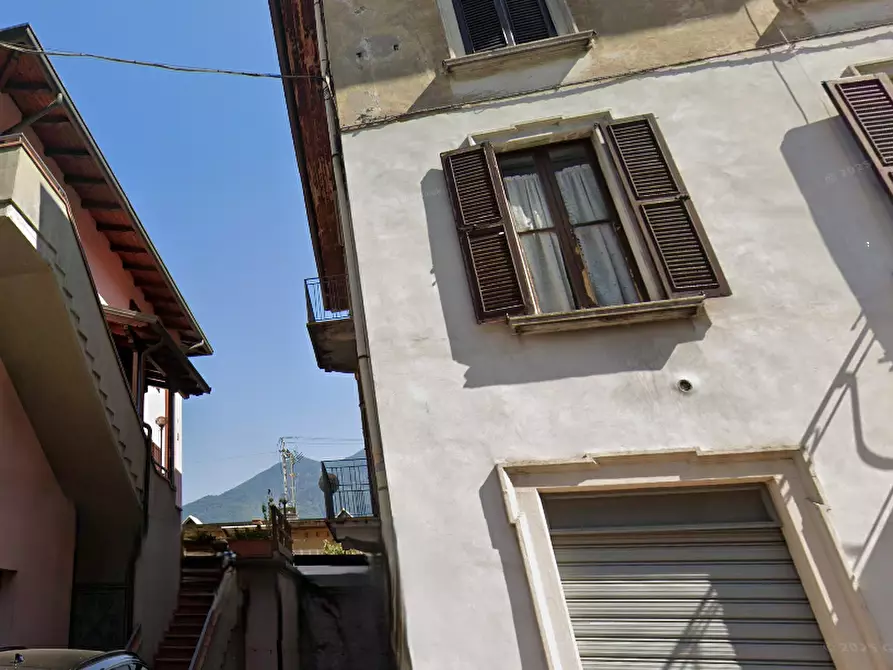 Immagine 2 di Porzione di casa in vendita  in Via Vittorio Veneto a Piancogno