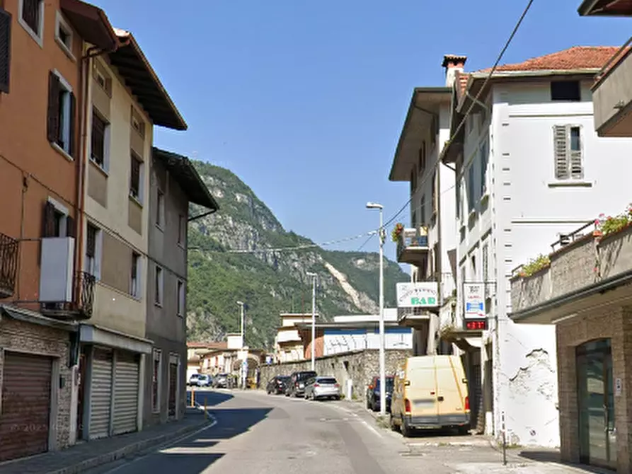 Immagine 8 di Porzione di casa in vendita  in Via Vittorio Veneto a Piancogno