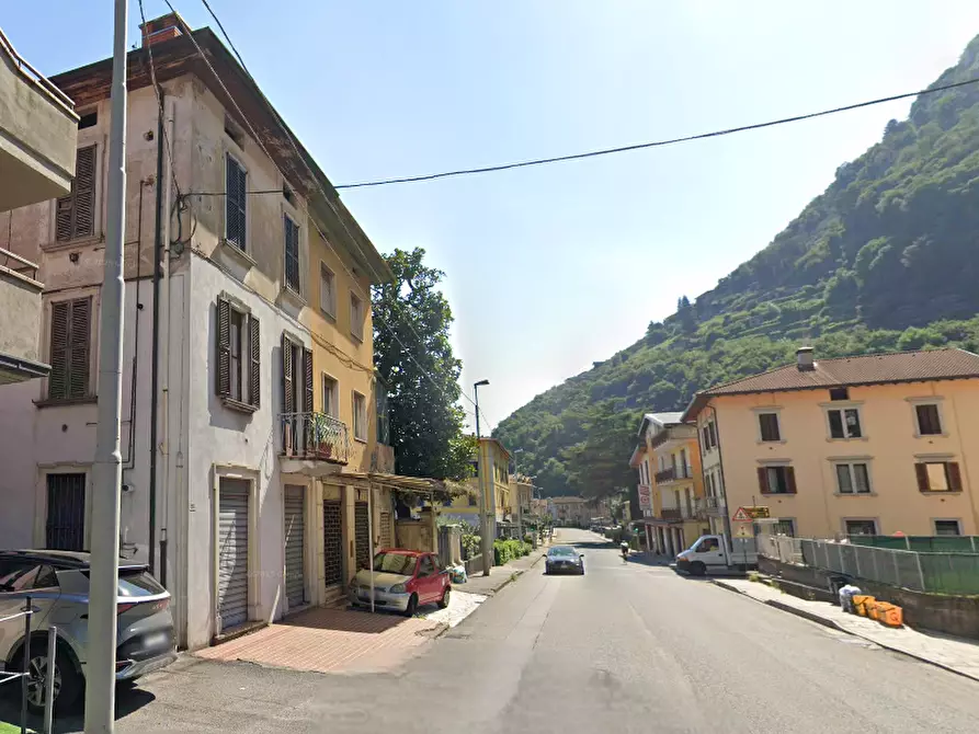 Immagine 13 di Porzione di casa in vendita  in Via Vittorio Veneto a Piancogno