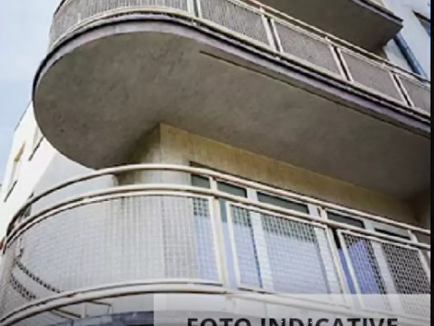 Immagine 12 di Appartamento in vendita  in Via Gorizia a Meda