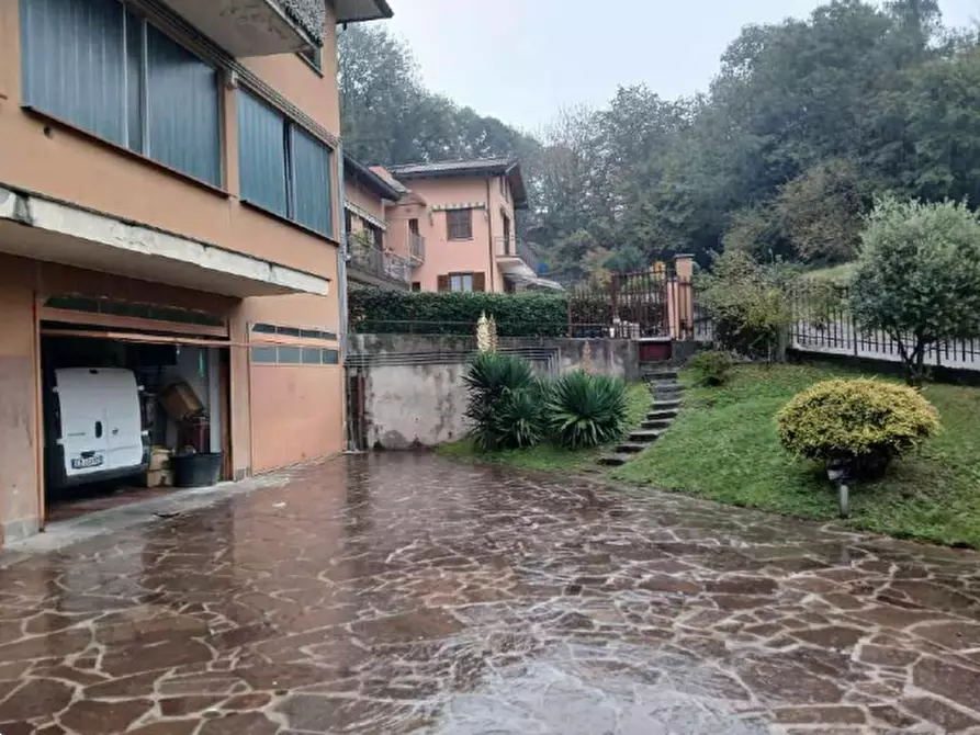 Immagine 6 di Laboratorio in vendita  in Via Cesare Battisti a Caslino D'erba