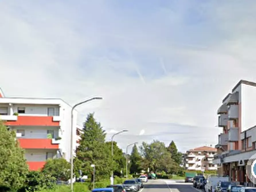 Immagine 12 di Negozio in vendita  in Via Gaetano Salvemini a Vicenza