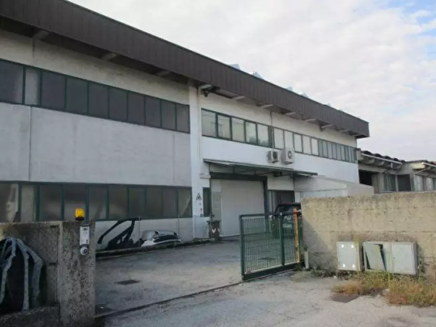 Immagine 5 di Laboratorio in vendita  in Via dell’Artigianato a Camisano Vicentino