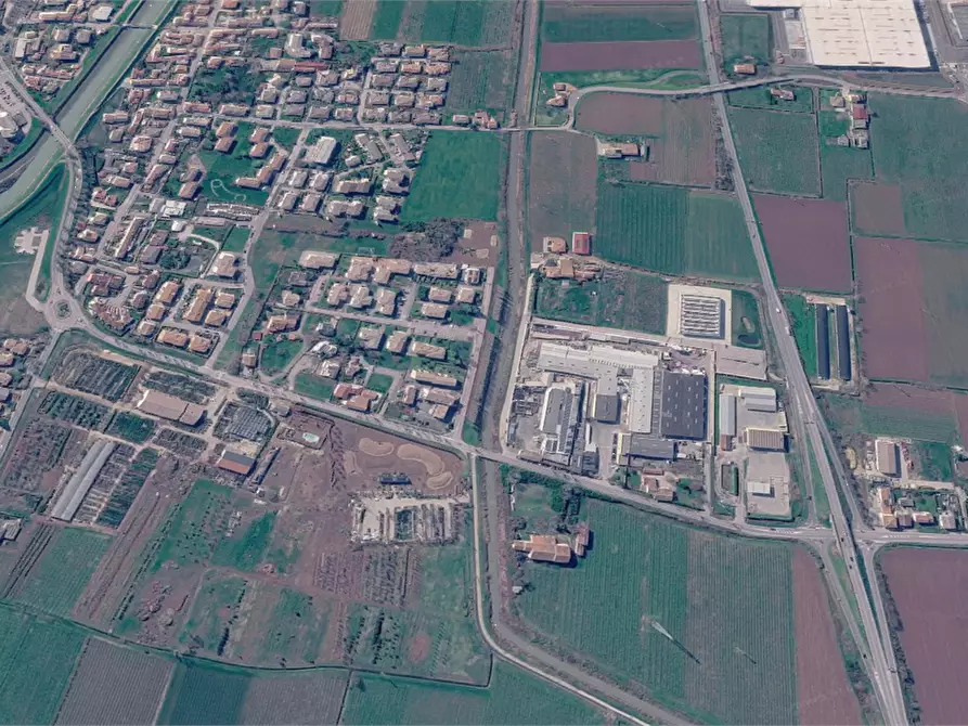 Immagine 9 di Negozio in vendita  in Via Pietro della Torre a Lonigo
