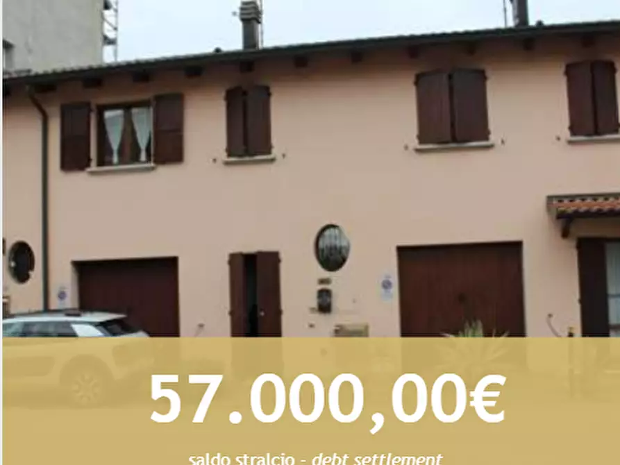 Immagine 1 di Porzione di casa in vendita  in Corso A. Pietrobuoni a Sant'agata Bolognese