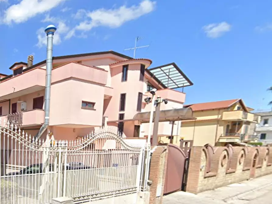 Immagine 7 di Appartamento in vendita  in Via Pietro Nenni a Lusciano