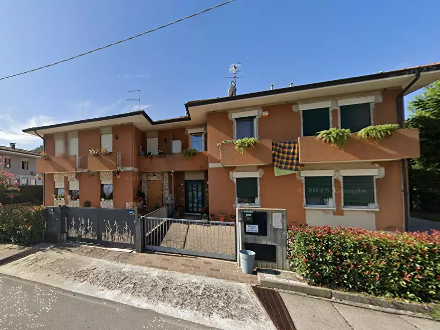 Immagine 2 di Porzione di casa in vendita  in Via Kennedy a Montorso Vicentino