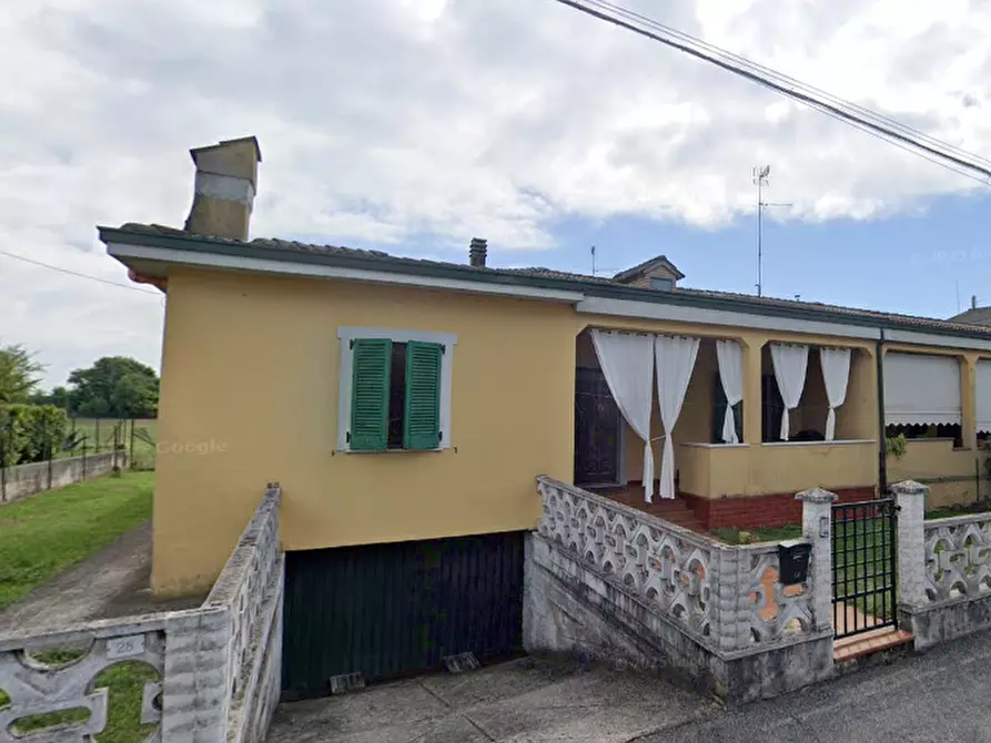 Immagine 3 di Villa in vendita  in Via Angelo Canossi a Bagnolo Mella