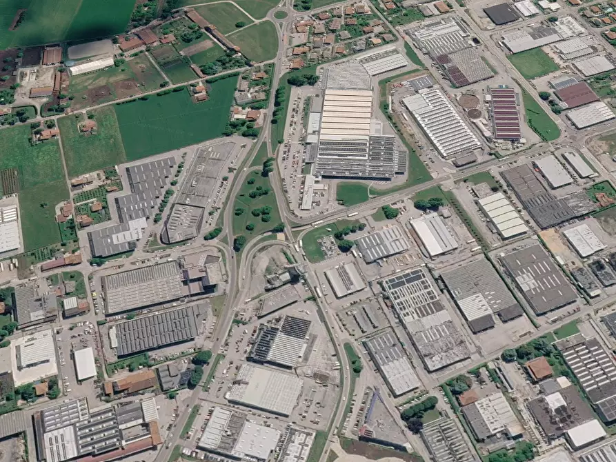 Immagine 10 di Negozio in vendita  in Via del Terziario a Thiene