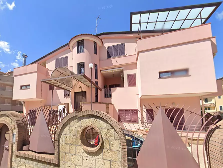 Immagine 4 di Appartamento in vendita  in Via Pietro Nenni a Lusciano