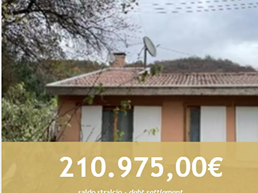 Immagine 1 di Villa in vendita  in Via Gervasi a Villaga